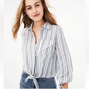 Aeropostale Striped Tie-Front Button-Down
Shirt